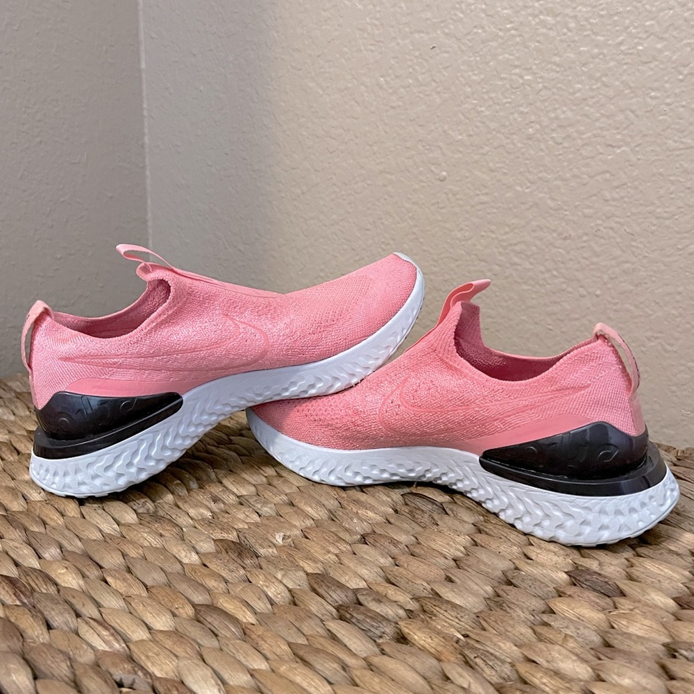 Nike Epic React Sneakers